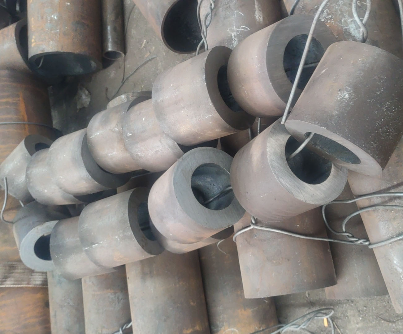 厚壁無(wú)縫鋼管切割